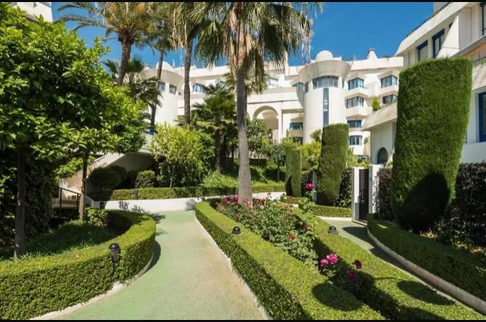 Marbella Center Beachfront Apartment For Vacation 0*,
