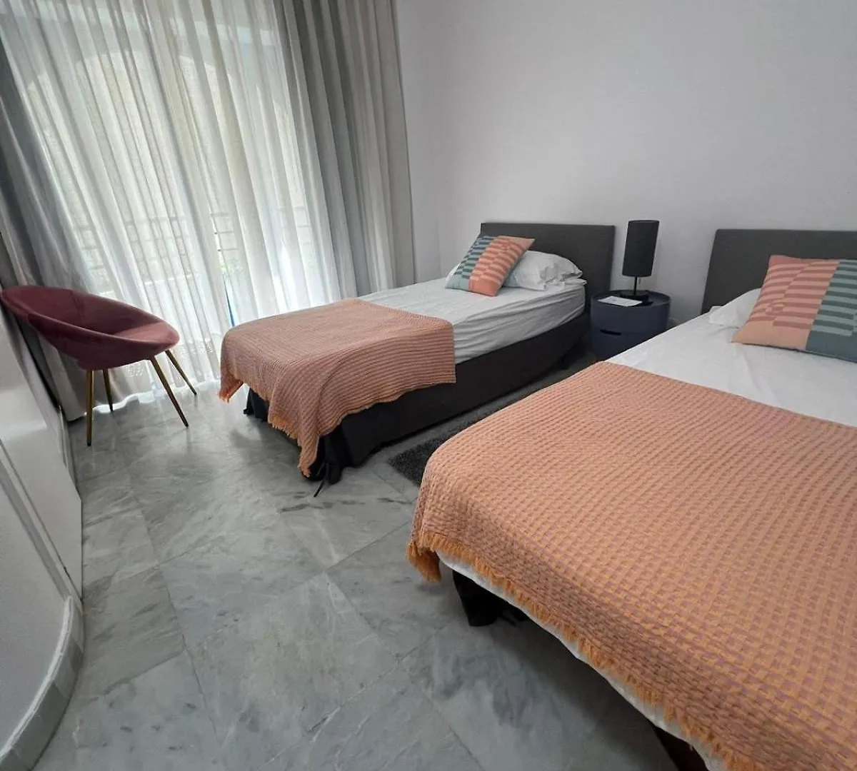 Marbella Center Beachfront Apartment For Vacation